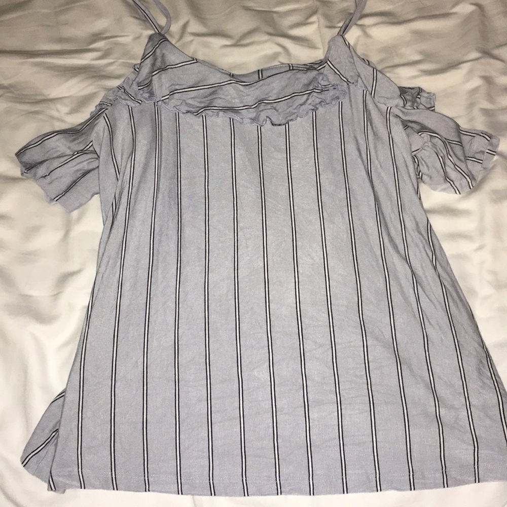 American Eagle short sleeve